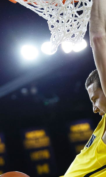 Wolverines sweep season series from Spartans